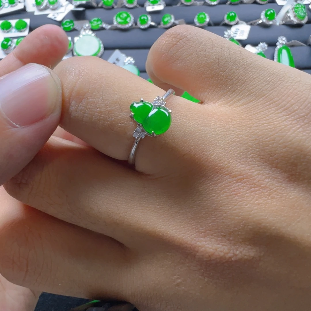 翡翠银S925镶嵌颈饰