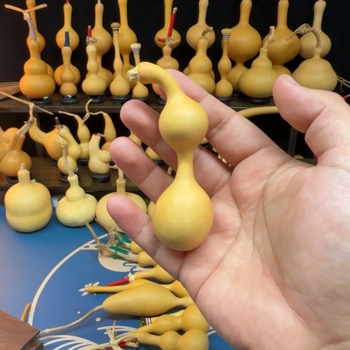 冰*吻一物一图偏远地区不包邮拍品不退换