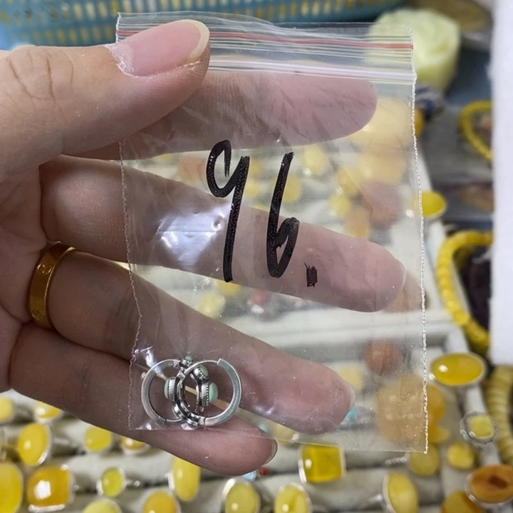 蜜蜡裸石银S925镶嵌耳扣