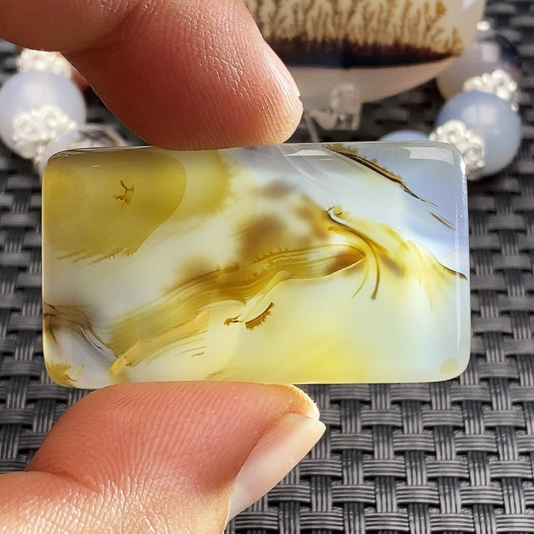 用***9玛瑙/玉髓未镶嵌吊坠(不含链)