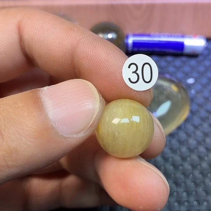 敏***主吊坠(不含链)水晶未镶嵌