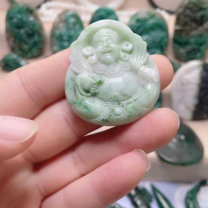 未镶嵌独山玉颈饰