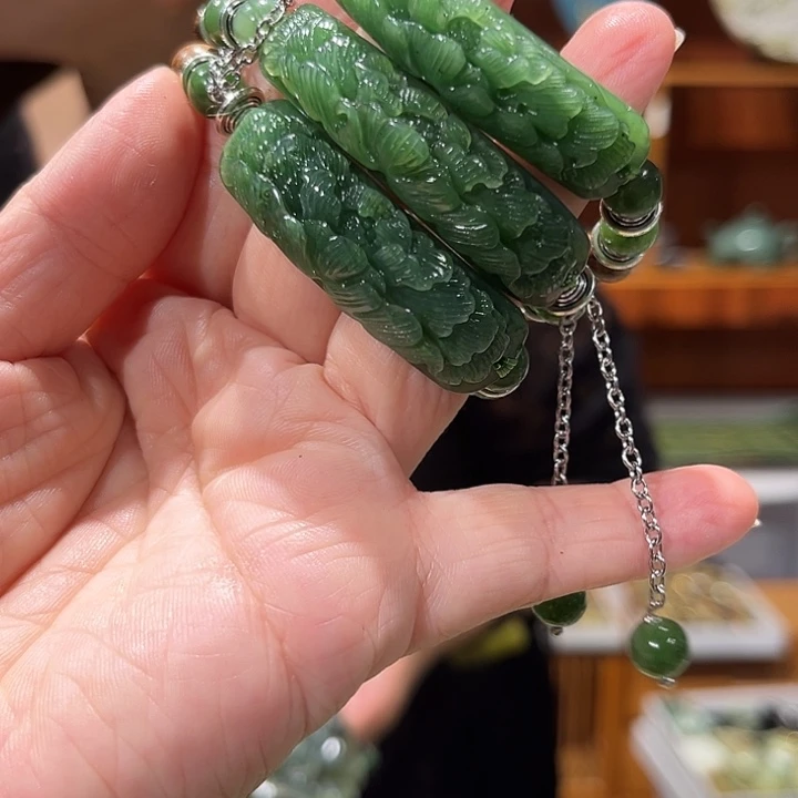 未镶嵌岫玉毛衣链