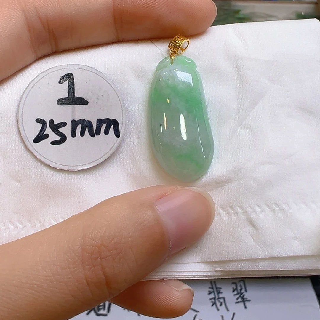 翡翠颈饰18K金镶嵌翡翠