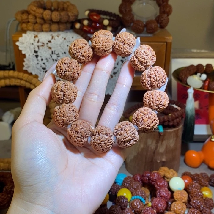 老***活金刚菩提手串225原籽满肉18颗一物