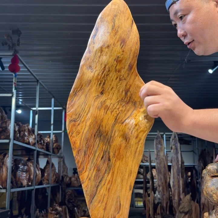 木用****4王一刀琥珀木97