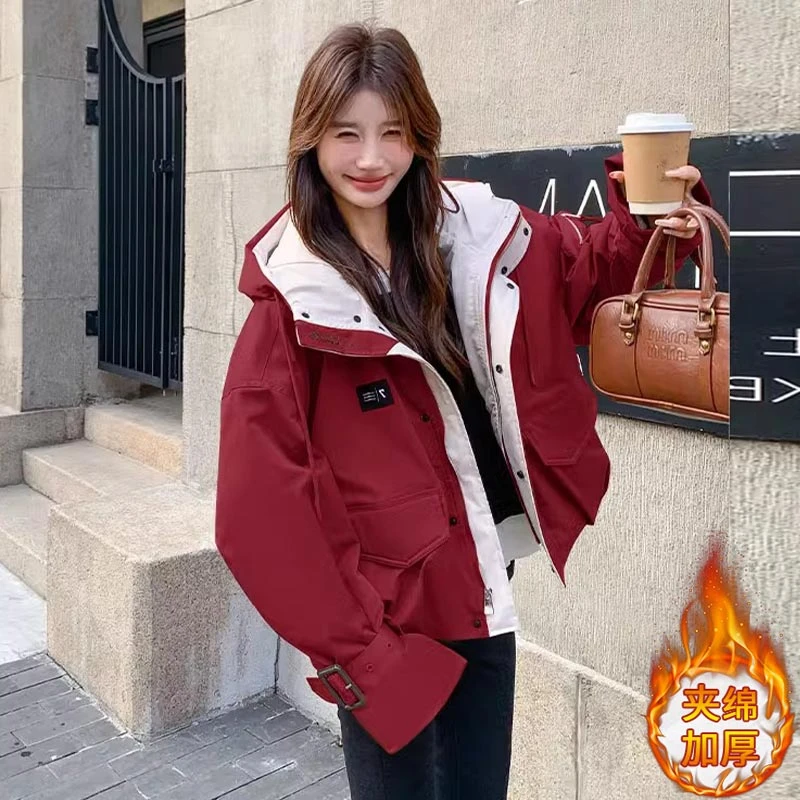 过年红色棉服设计感短款派克棉服2025新款冬季欧洲站加厚保暖棉衣