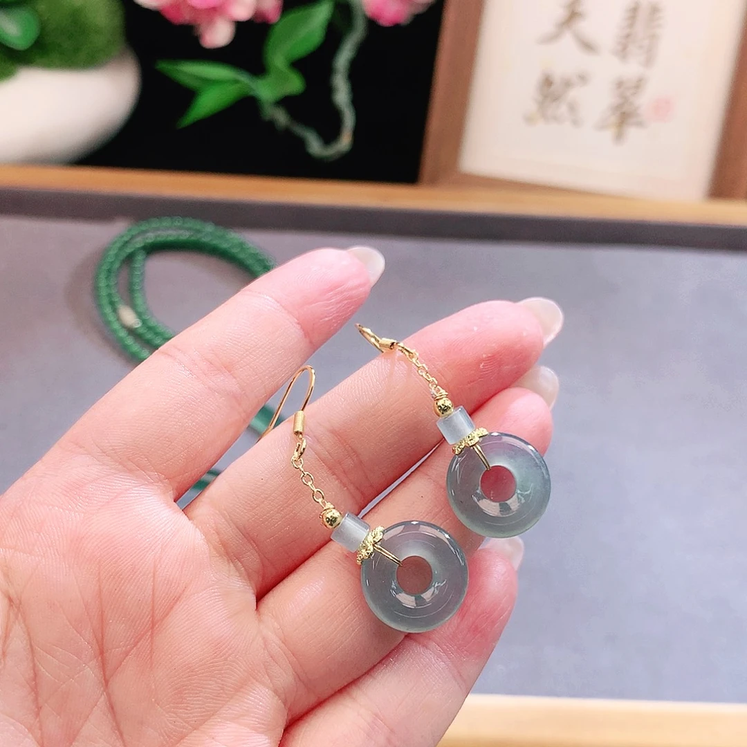 未镶嵌手镯（圆镯）翡翠