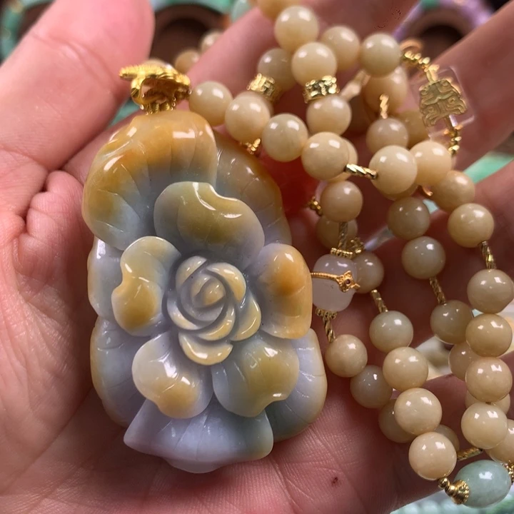 翡翠未镶嵌颈饰吊坠