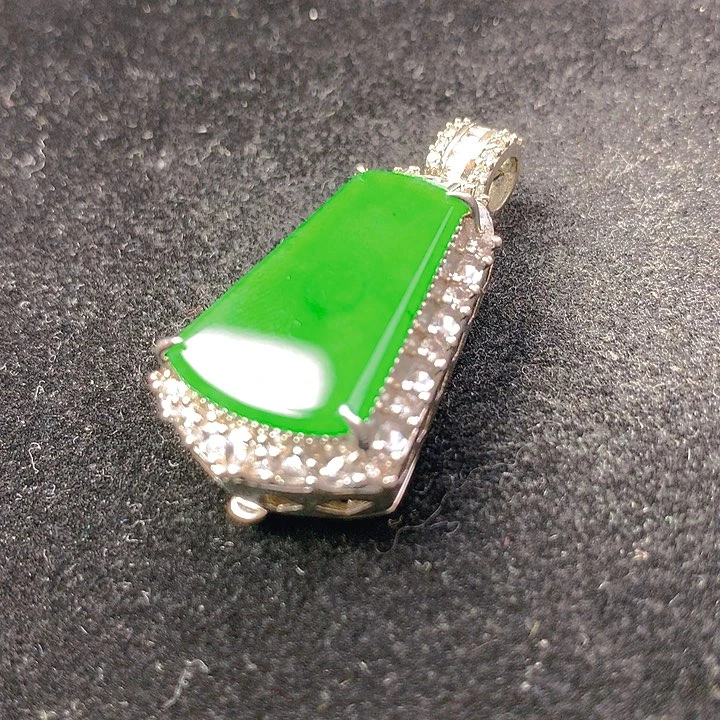 【闪购商品】翡翠未镶嵌颈饰翡翠