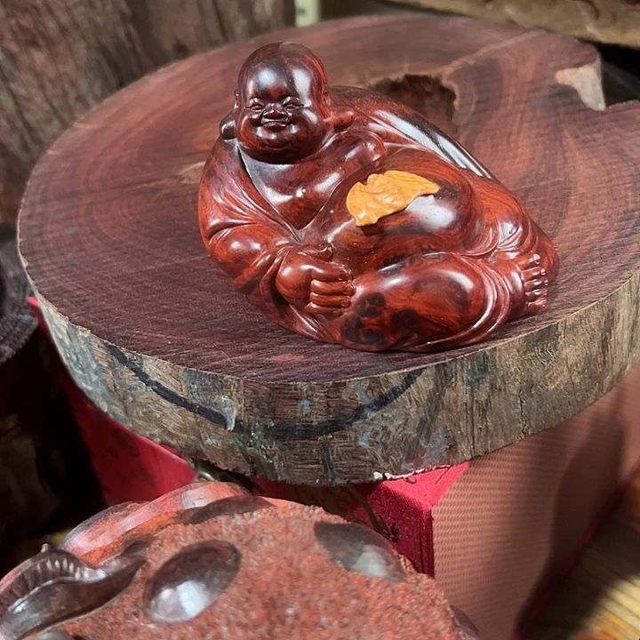 仁***湖檀香紫檀（小叶紫檀）