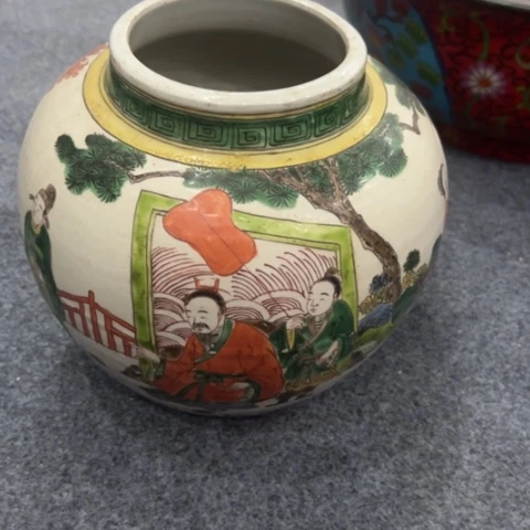 陶瓷精工摆件！！！！！有点瑕1***5