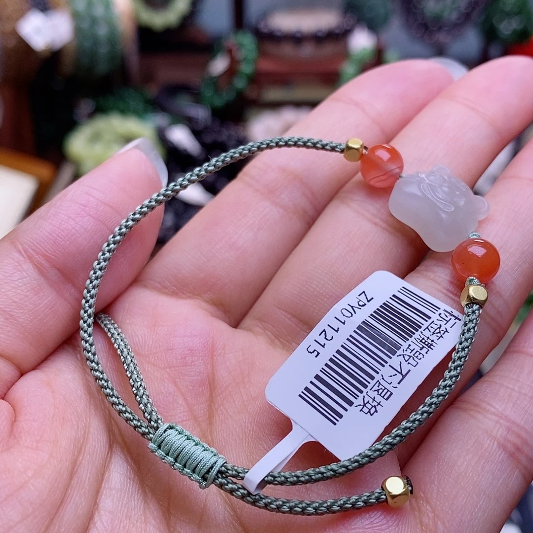 和田玉未镶嵌颈饰清货价和田玉手绳