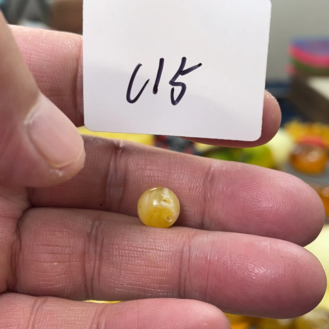手链琥珀未镶嵌多样性发，发其中一件