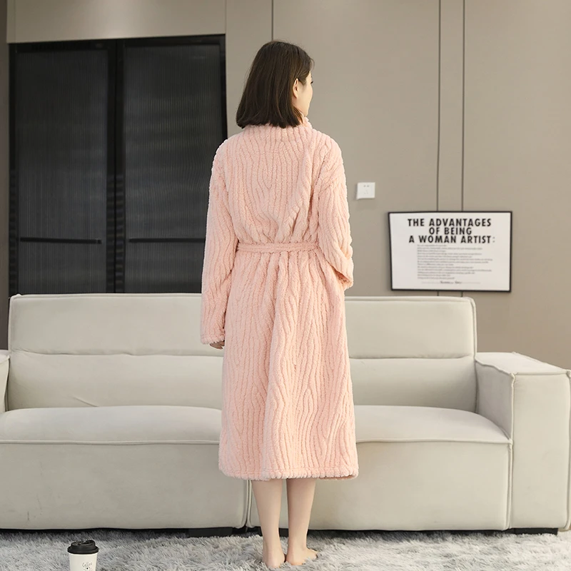 新款睡袍法兰绒睡衣女士春秋款网红风加厚过膝简约风居家爆款浴袍