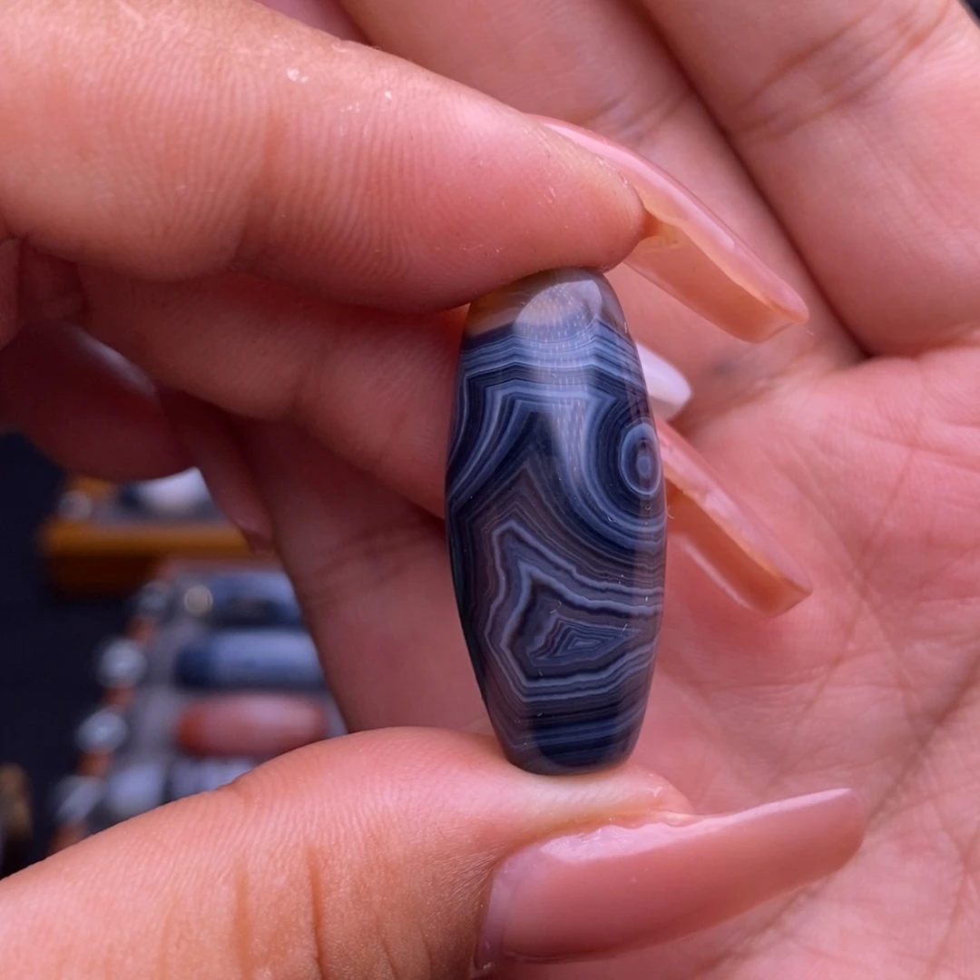 烫***梨未镶嵌玛瑙/玉髓珠宝半成品
