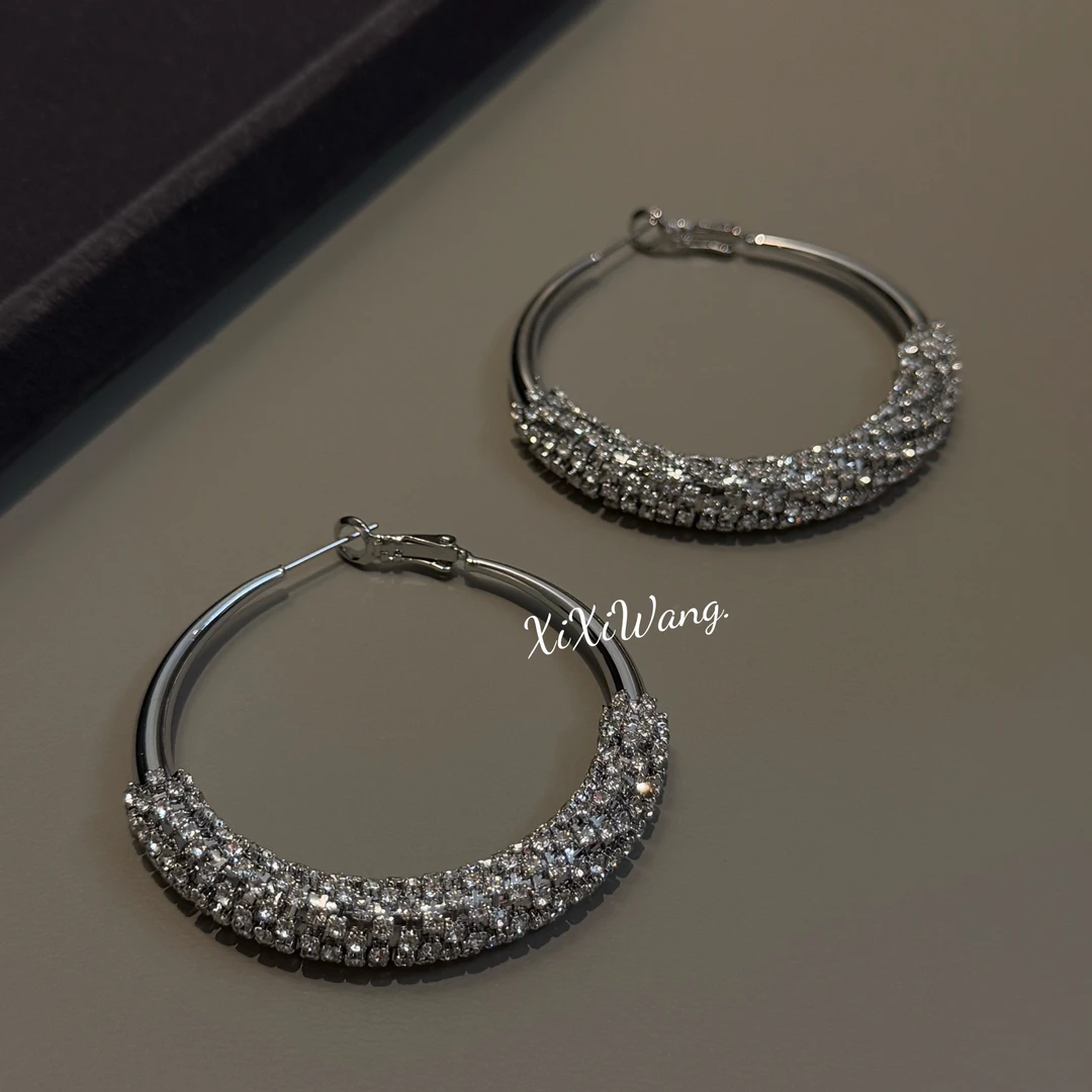 铜合金耳饰 XiXi Wang .“初恋”小众设计感时尚耳环