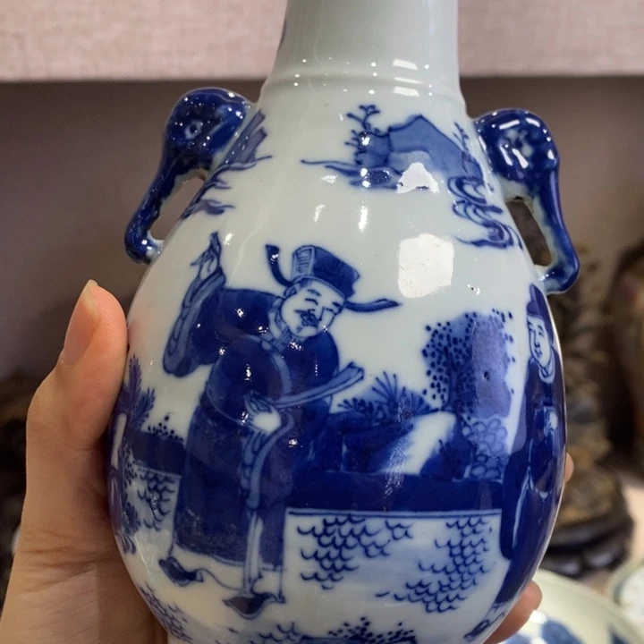 摆件4296瓷器—青花人物双耳瓶