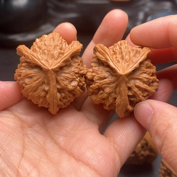 把件文玩核桃三棱40尺