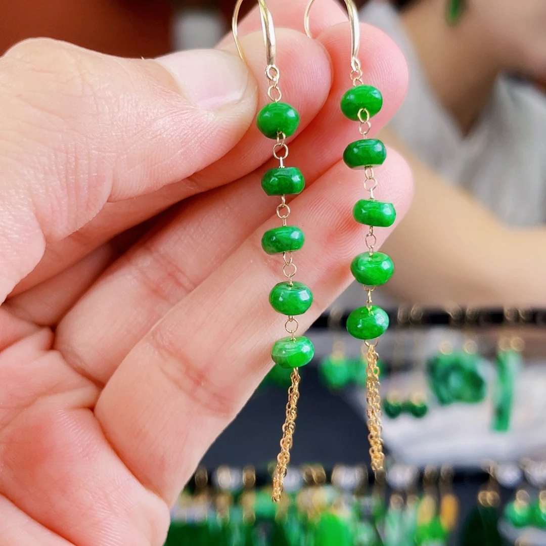 18K金镶嵌翡翠耳饰