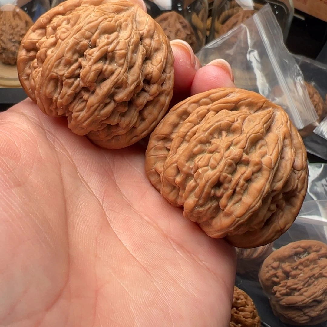 文玩核桃把件虎头王44