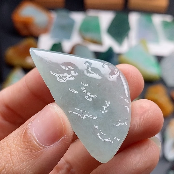 定制翡翠未镶嵌翡翠