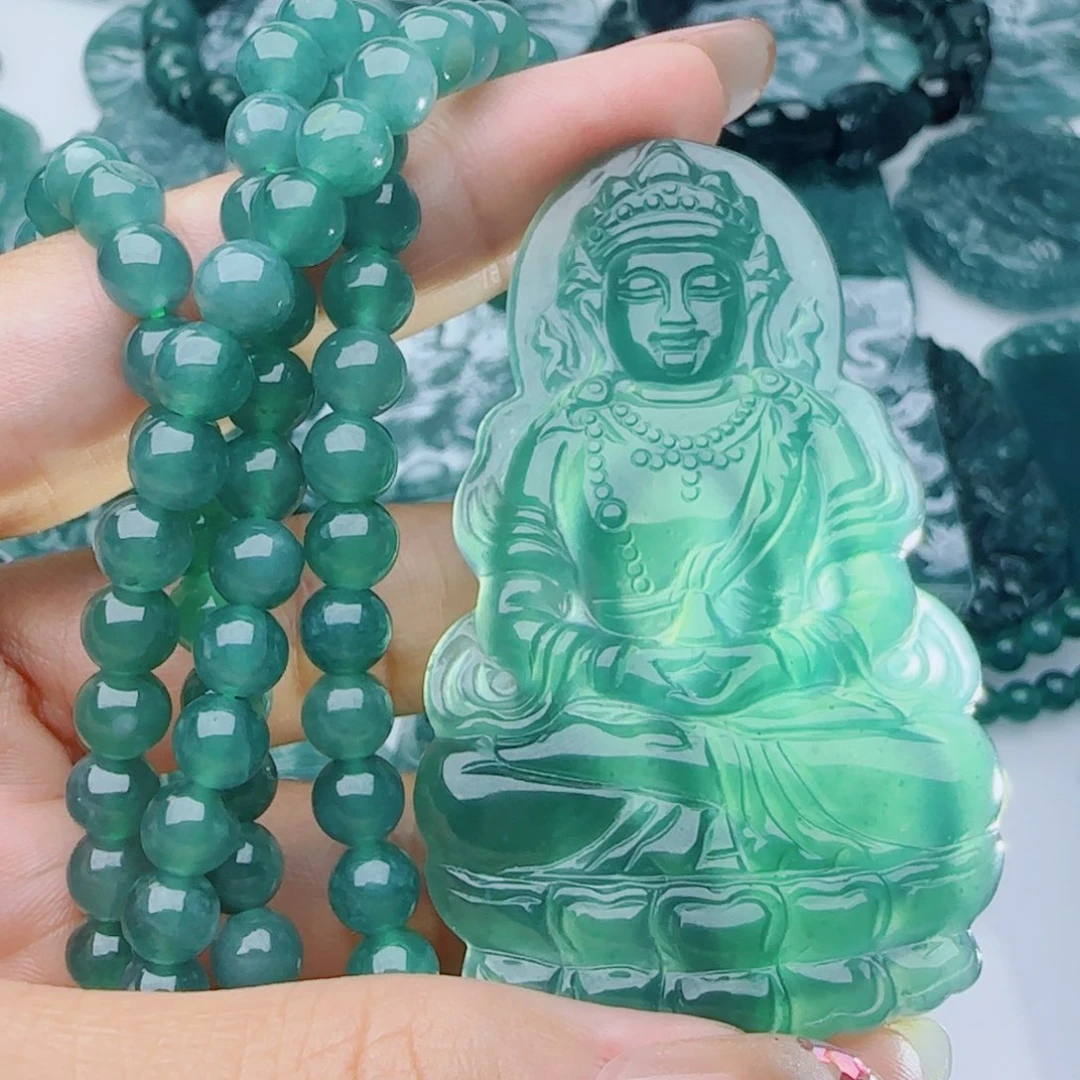 颈饰未镶嵌翡翠多样性发货天然的A货翡翠