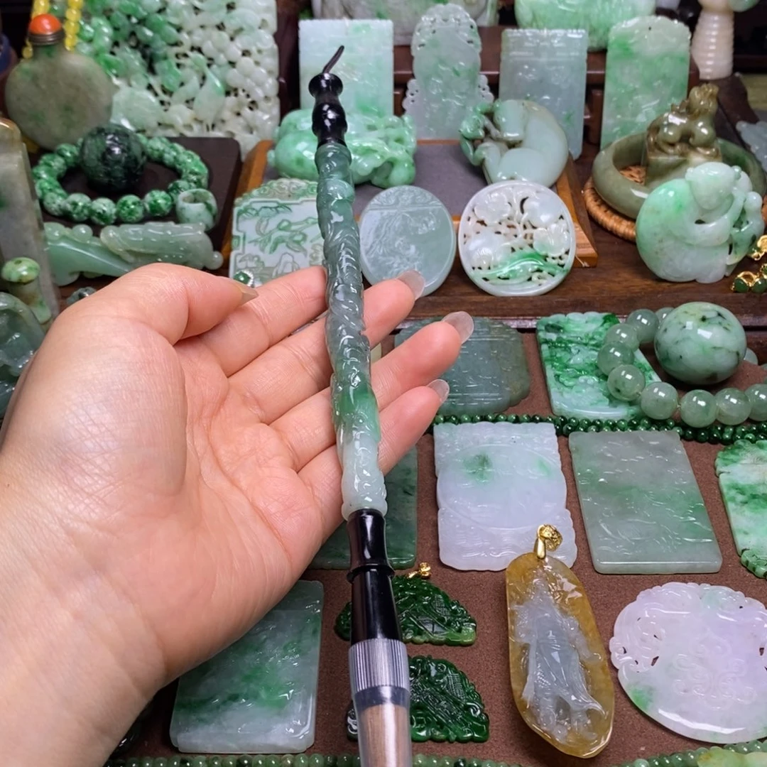 英***关颈饰未镶嵌翡翠1111111111111111