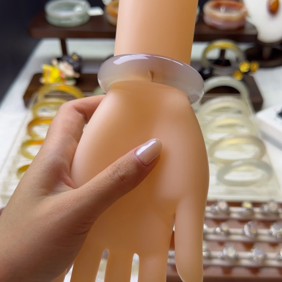 玛瑙/玉髓未镶嵌手镯