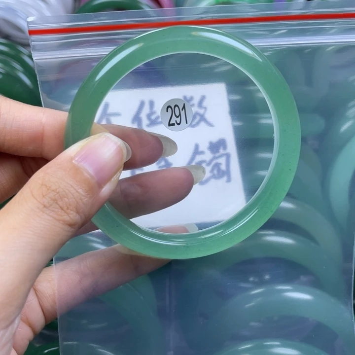 未镶嵌手镯石英质玉58