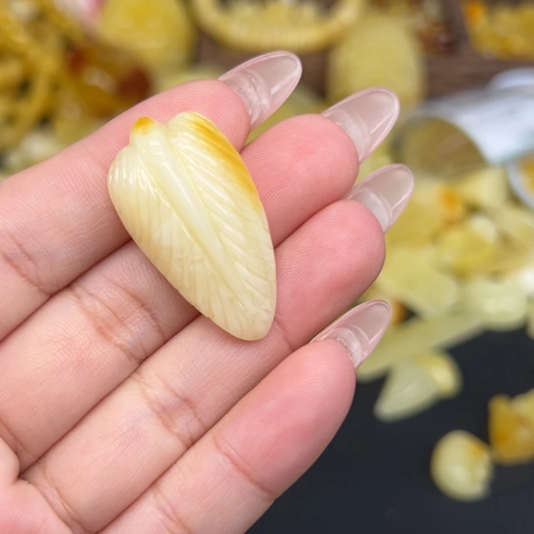 琥珀未镶嵌吊坠(不含链)