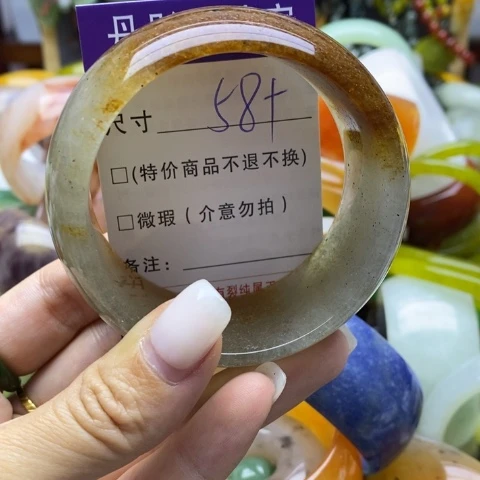 未镶嵌手镯石英质玉优*
