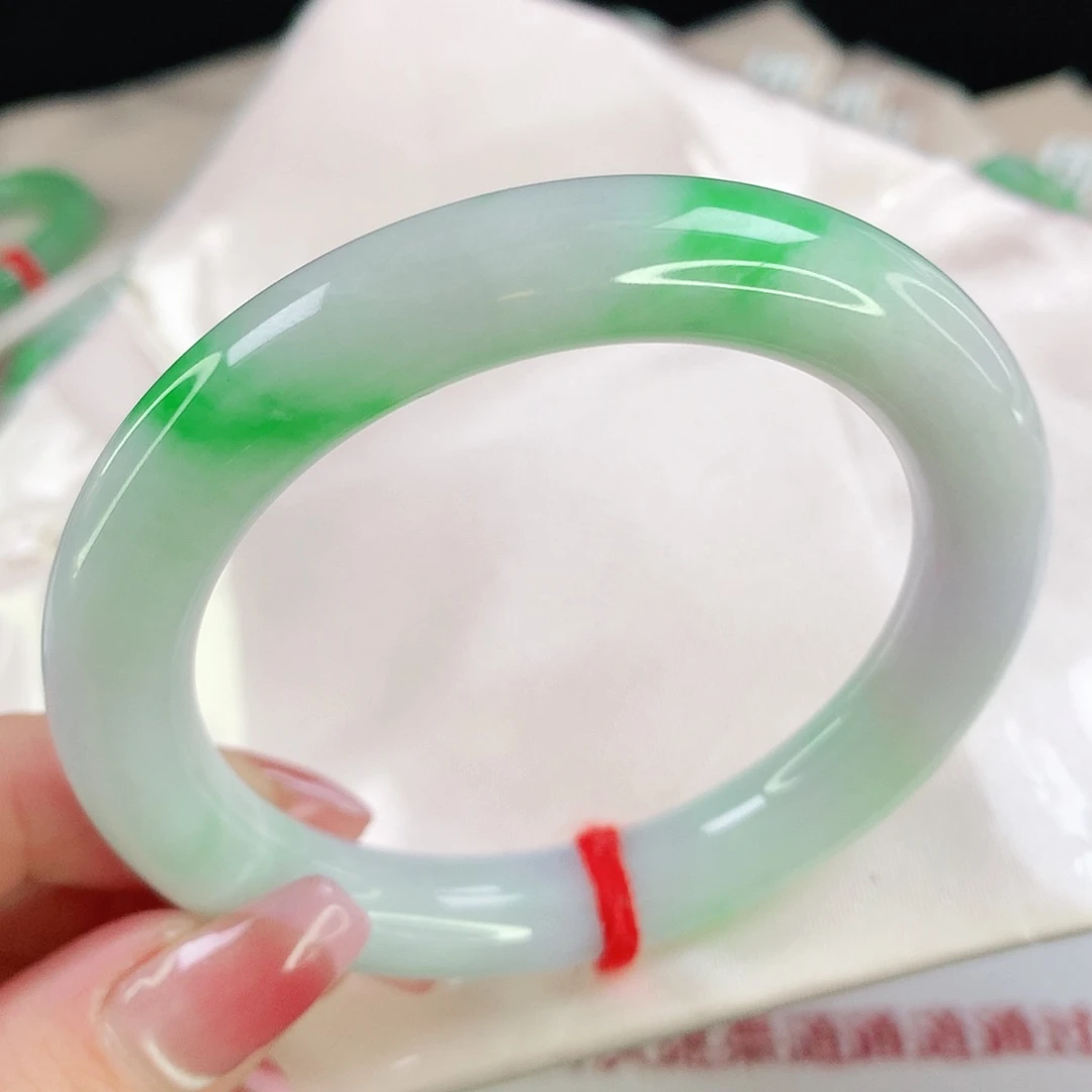 翡翠手镯未镶嵌193翡翠