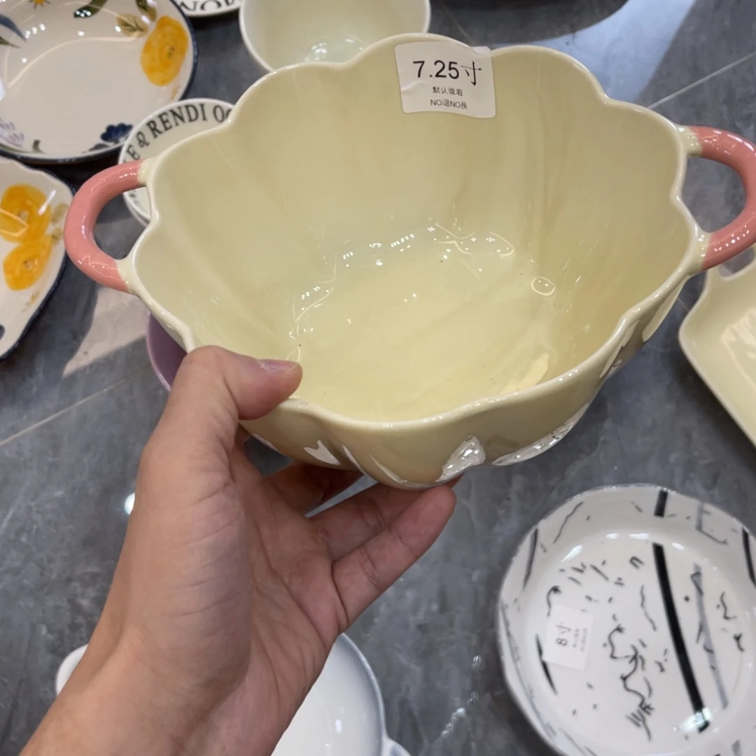 陶瓷微瑕餐具介意勿拍，满18飞！