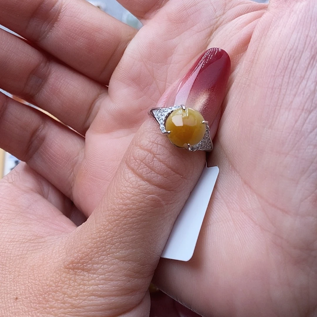 苹****翡翠未镶嵌戒指缅甸