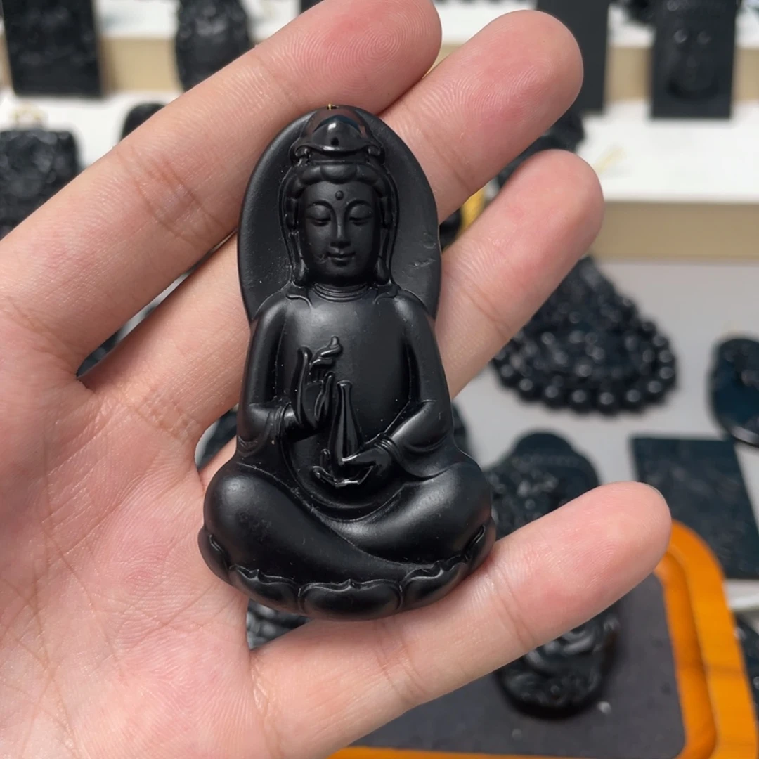 茗***0未镶嵌蛇纹石玉吊坠