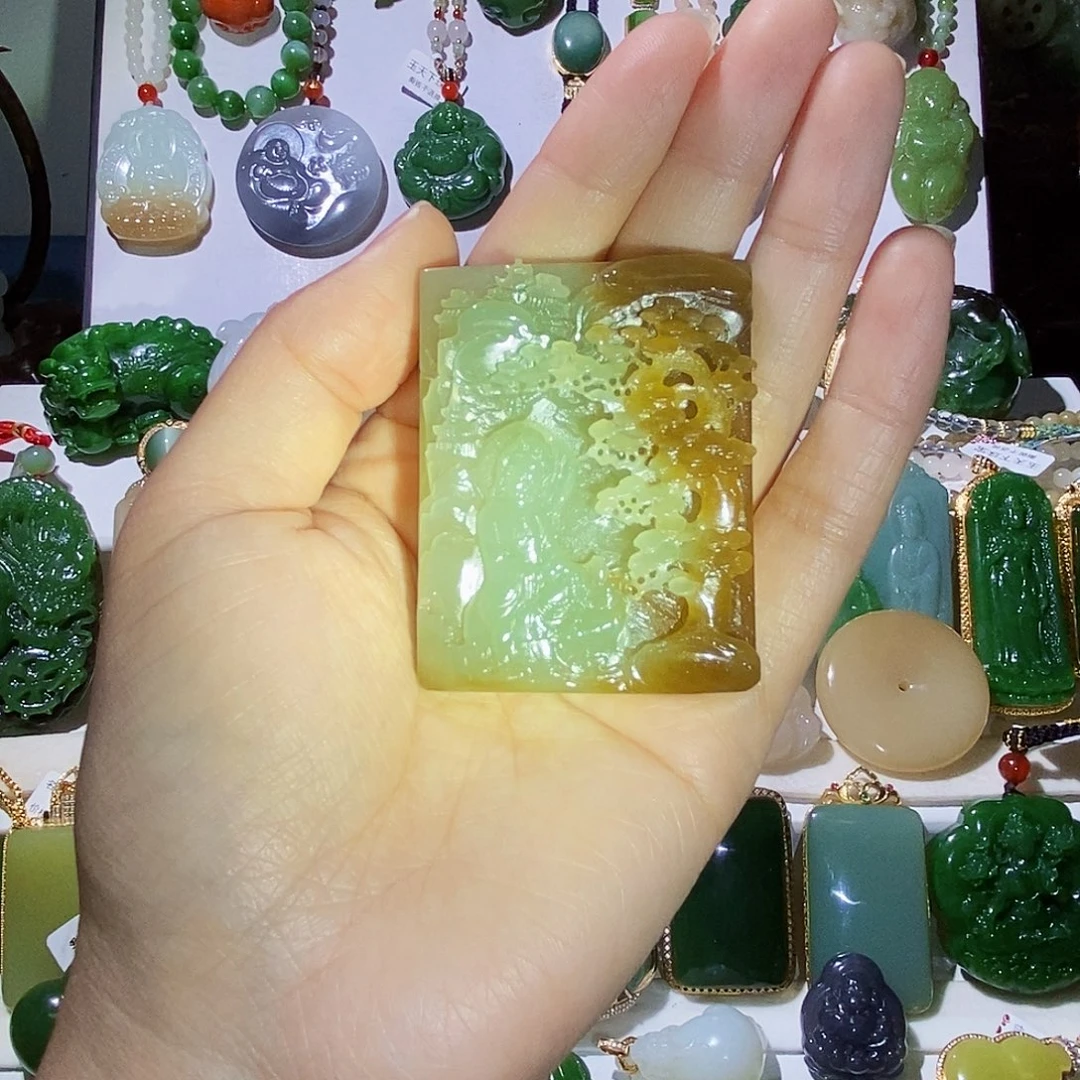 和田玉未镶嵌颈饰