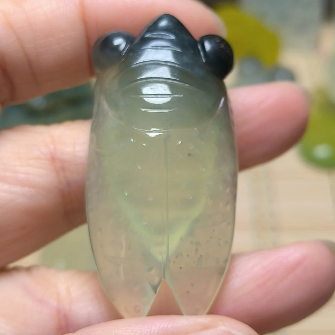天然岫玉精品高冰手工雕刻一鸣惊人玉蝉一鸣天下（多样性发其一）