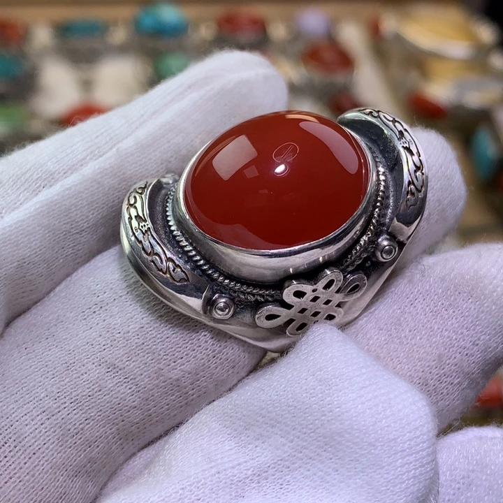 南红玛瑙足银镶嵌戒指