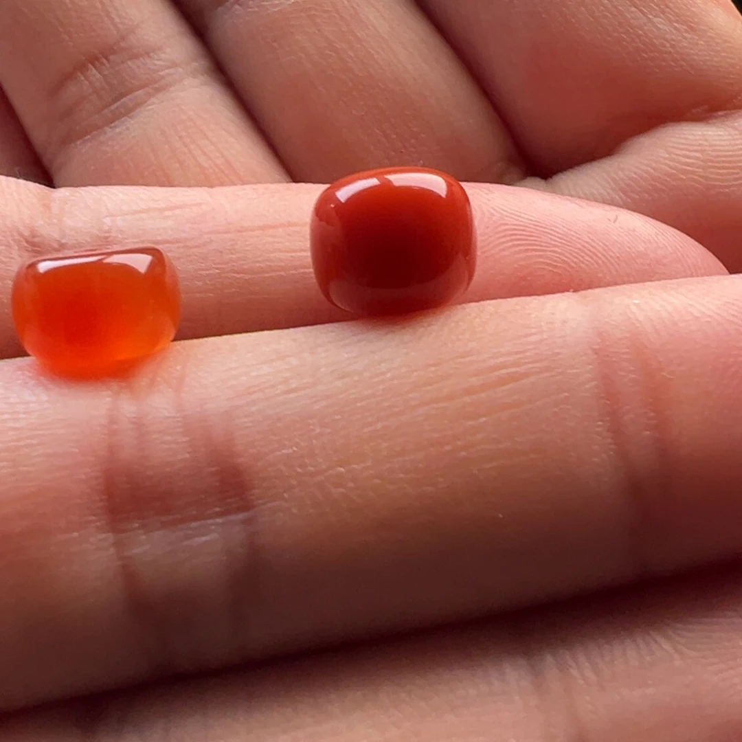 南红玛瑙老型9x8未镶嵌5**5