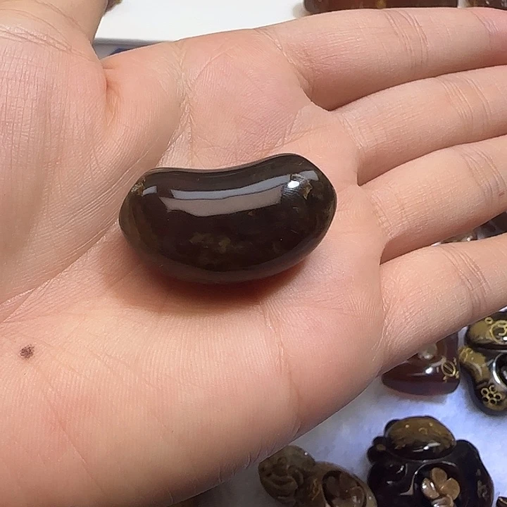 琥珀未镶嵌裸石马蹄珠