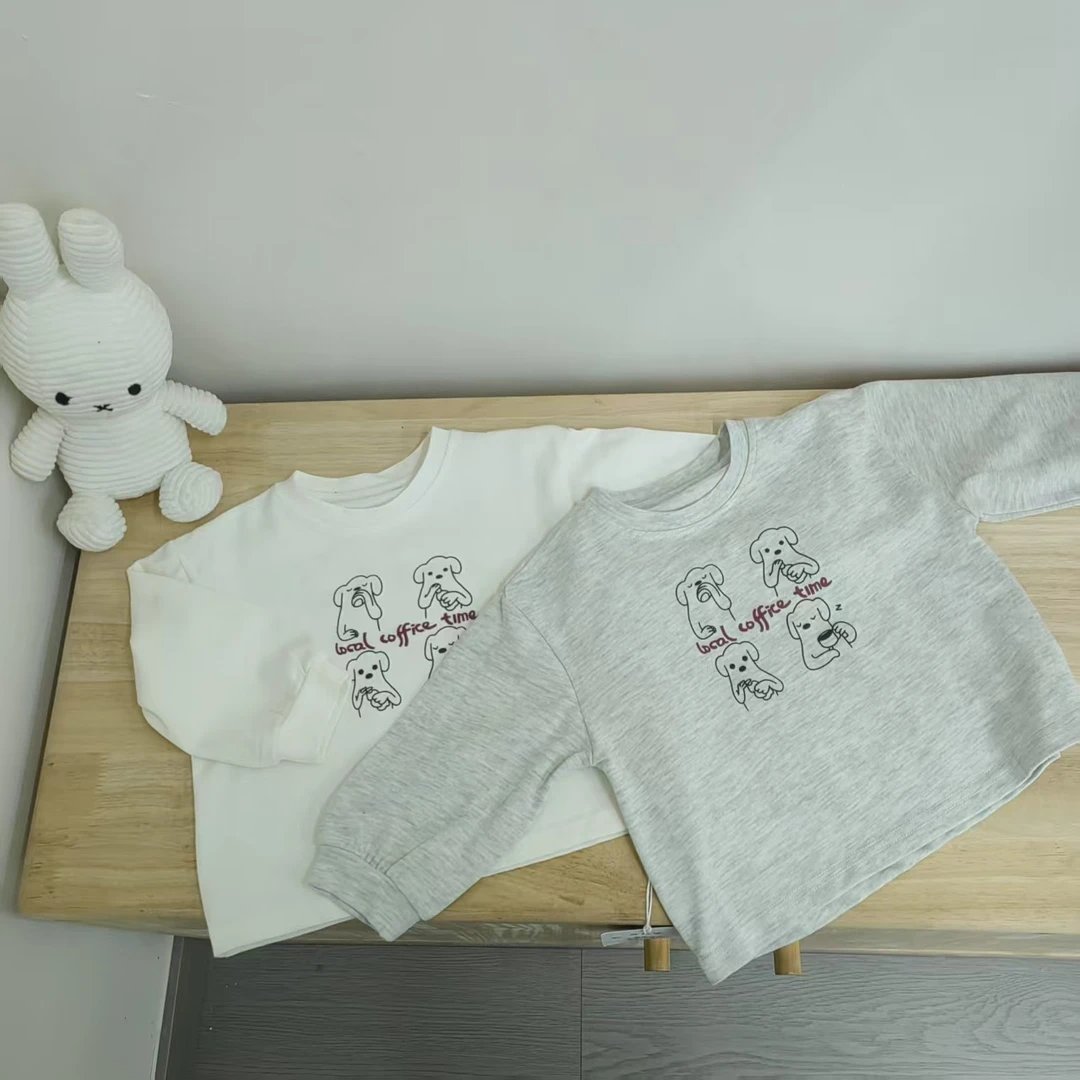 新款集集向上四只线条狗上衣25250【清版无售后】
