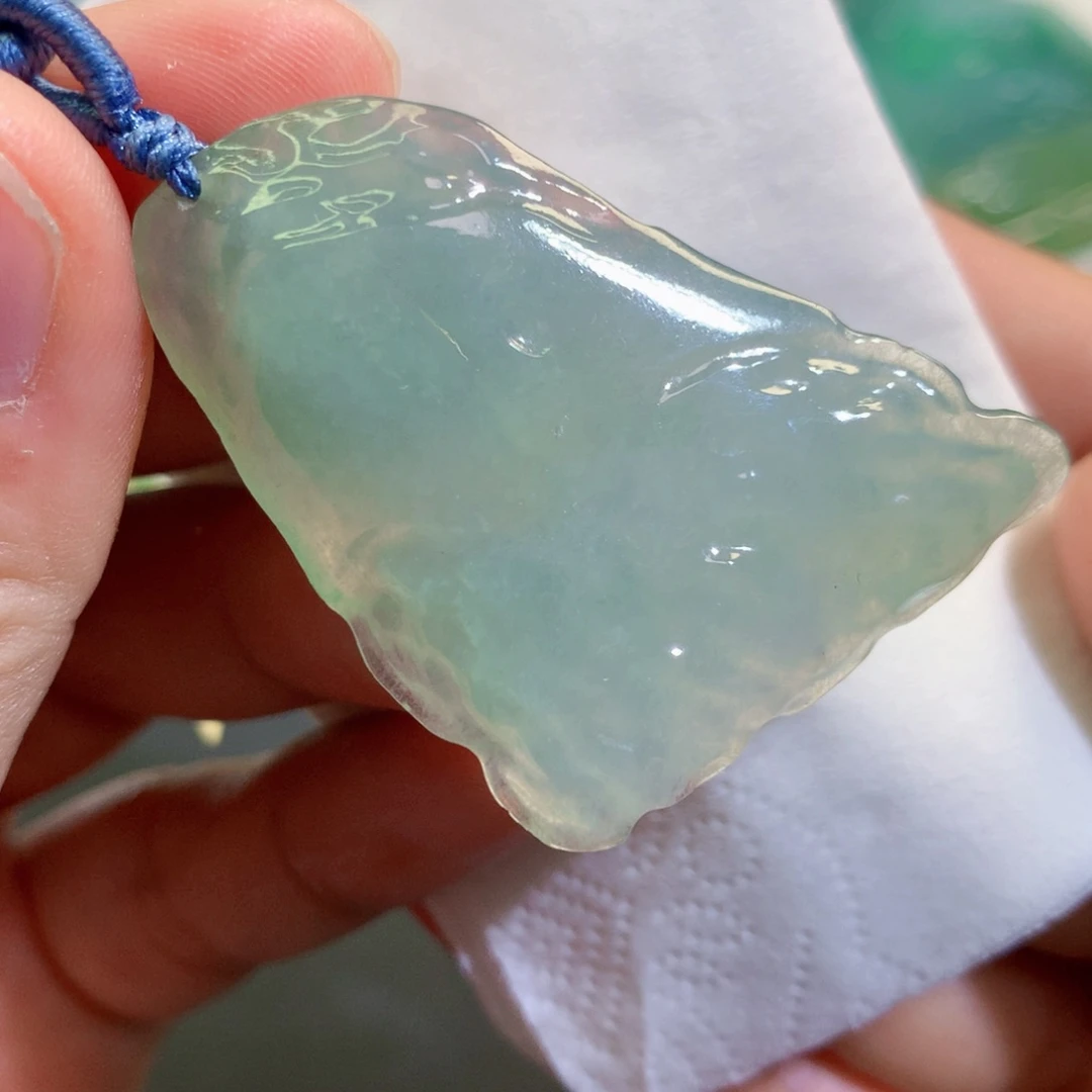 【闪购商品】翡翠吊坠(不含链)未镶嵌