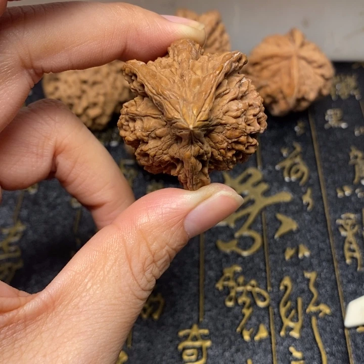 时***短文玩核桃吊坠文玩核桃异形单只