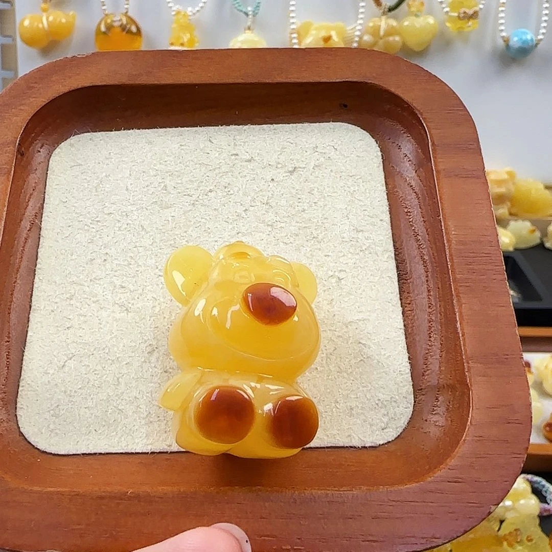 未镶嵌蜜蜡珠宝奇石