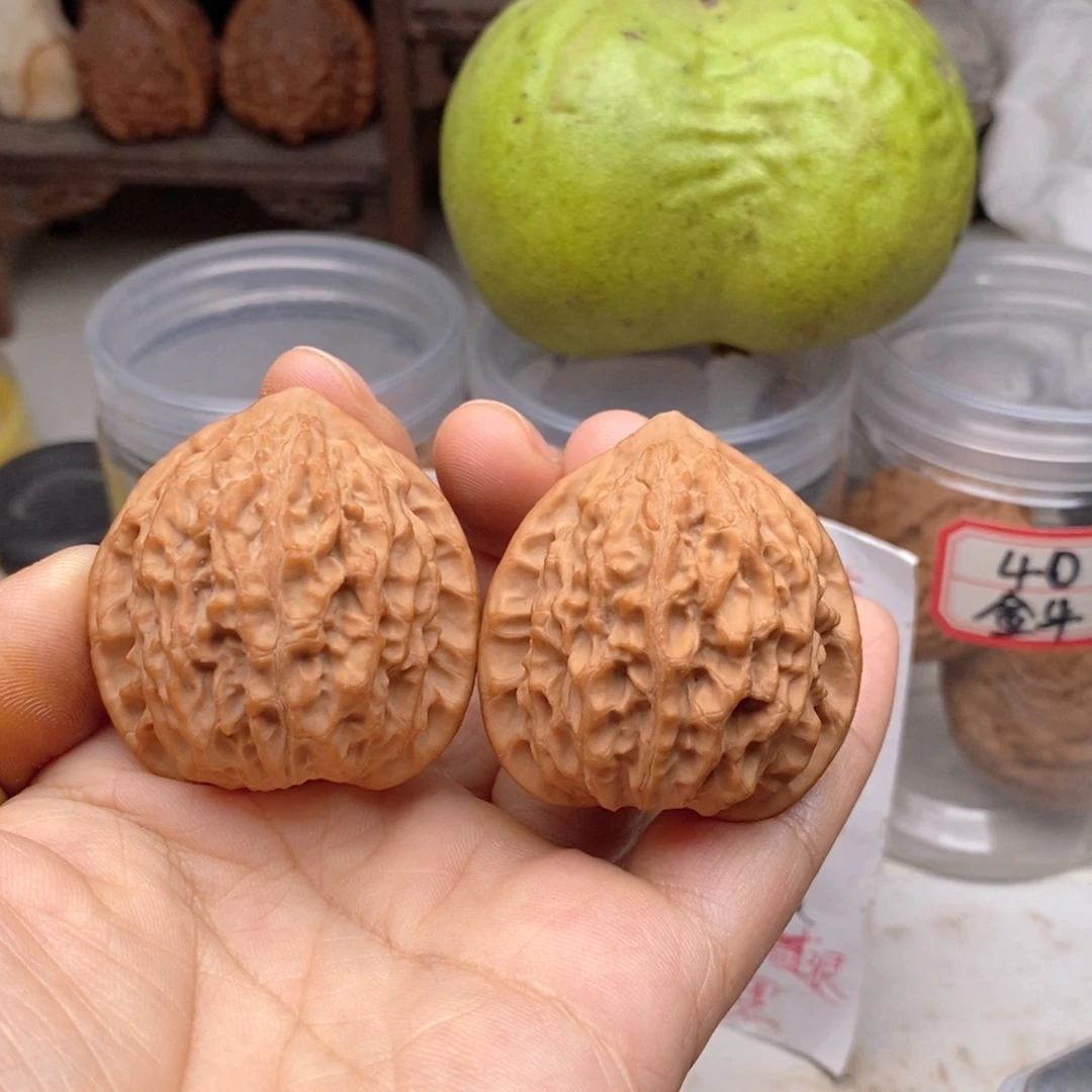 吊坠文玩核桃39金牛