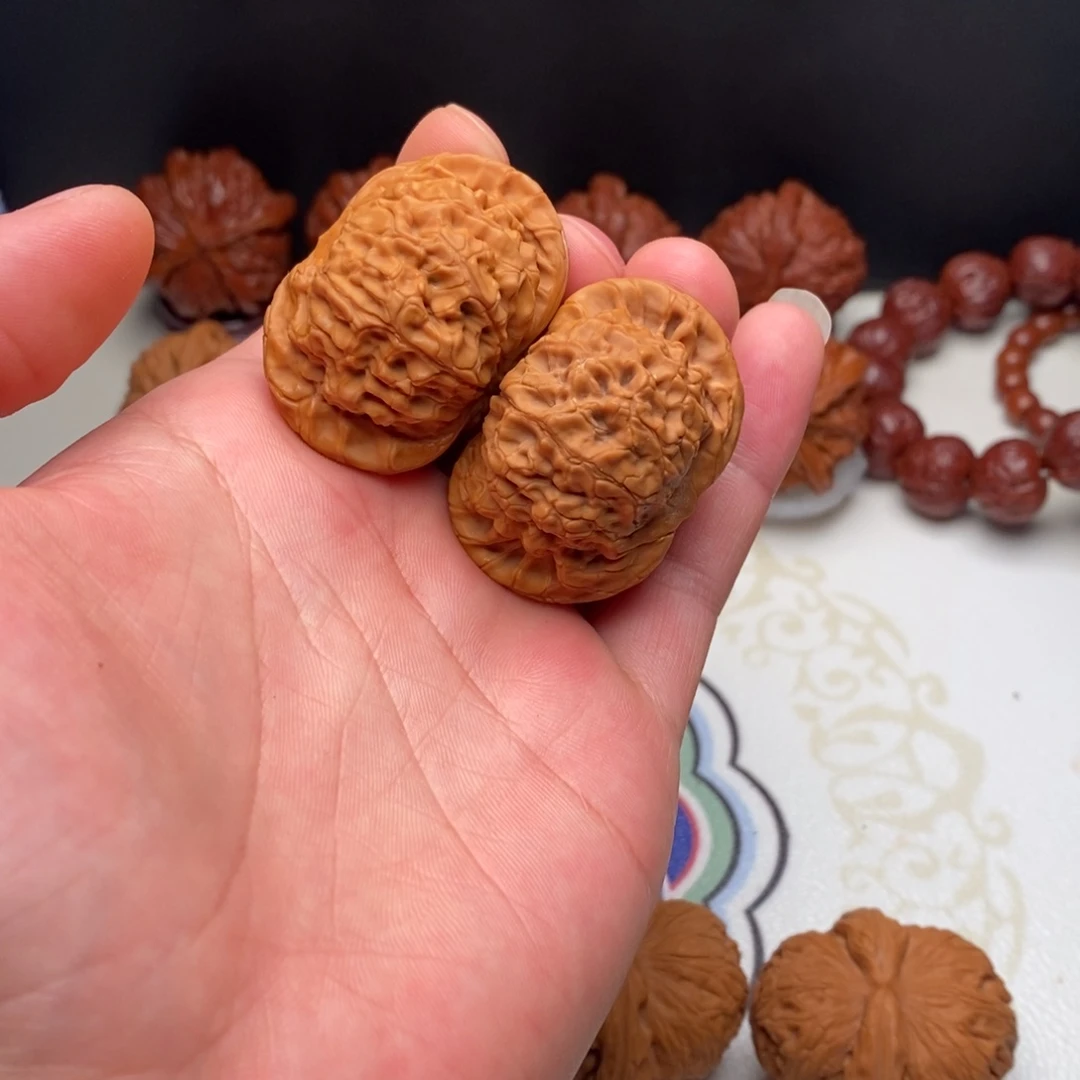把件文玩核桃42野生核王