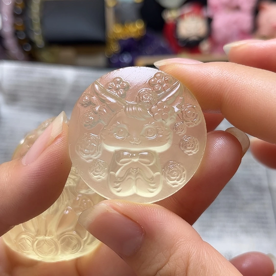 未镶嵌颈饰水晶?****?黄水九尾