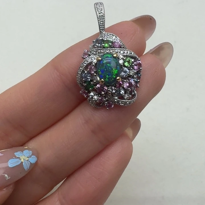 颈饰钻石未镶嵌成品