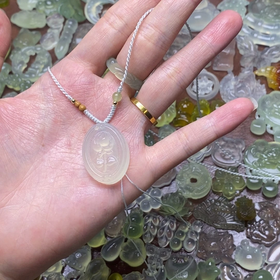 蛇纹石玉合金项链